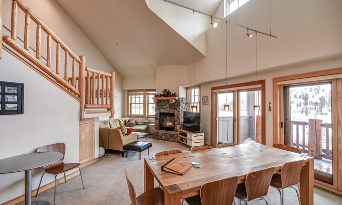Kirkwood Condo | Luxury Meadow Stone 402 Camp Kirkwood-3+ bdrm