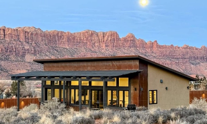 Moab South Valley House | Luxury Moab Retreat—Stunning Views Private Trails
