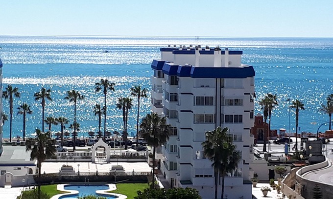 Benalmadena Costa Apartment | Luxury Modern Beachfront Apt VFT/MA 04505 Panoramic Sea Views. Wifi & UK TV