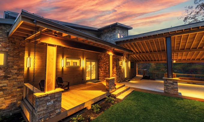 Blue Ridge House | Luxury New House in Charming Blue Ridge with Expansive Mountain Views