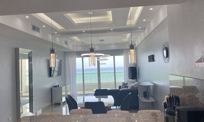 Villas Del Mar Apartment | Luxury Ocean front Condo in Juan Dolio Beach
