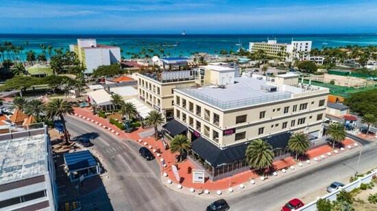 Palm Beach Apartment | Luxury Ocean view Condo @ Aruba’s Palm Beach