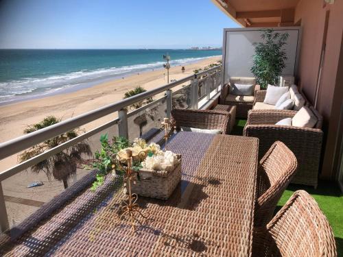 Cadiz Apartment | Luxury Oceanfront triplex in Cadiz