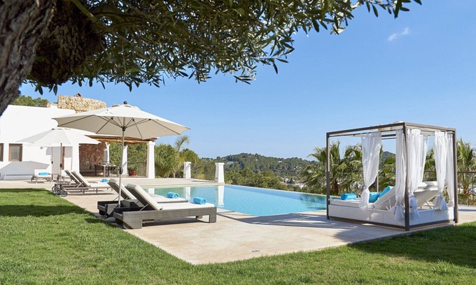 Sant Carles de Peralta Villa | Luxury Private Holiday Villa with Private Pool, Ibiza Villa 1281