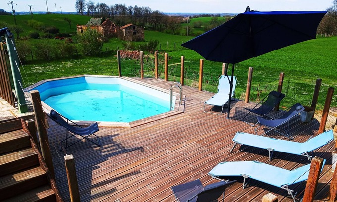 Villeneuve d'Aveyron House | Luxury retreat, old tobacco barn, 5 + 2 bedrooms / 12 people