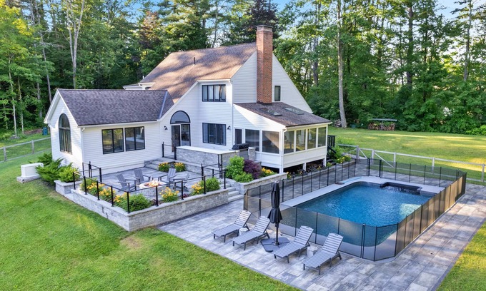 Alford House | Luxury Retreat Minutes from Downtown Great Barrington & Ski Slopes