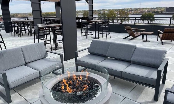 Downtown Apartment | Luxury River-Front Handicap Accessible Studio Apt