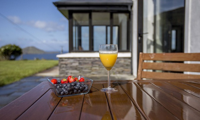 Caherdaniel Cottage | Luxury Seaside Cottage, Stunning Ocean Views, Waterville, Ring of Kerry