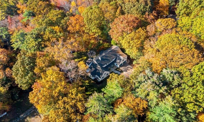 North Hampton House | Luxury Single-Family Home | Chapel Road Estate