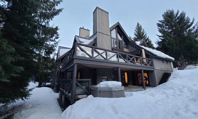 Upper Village Villa | Luxury Ski-in/Ski-out home on Blackcomb