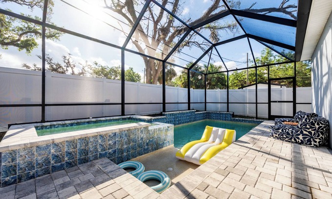 Tampa Heights House | Luxury Tampa Heights Pool Home Retreat w/Hot Tub & Modern Design