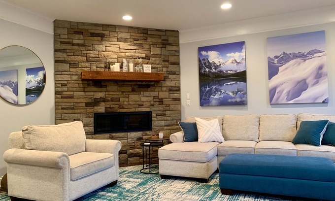 Lincoln House | Luxury townhome in the White Mtns. Convenient to hiking and area activities!