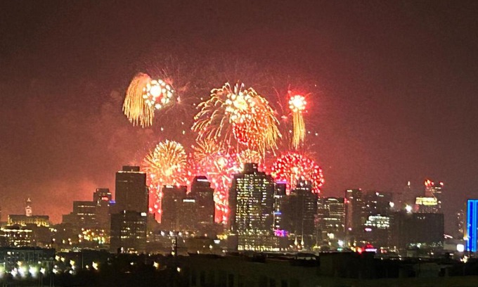 Nashville House | Luxury Townhome Skyline Views Mins To DT