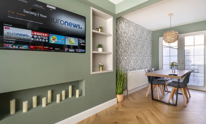 Belfast House | Luxury Townhouse 2BR | Belfast's Best Area