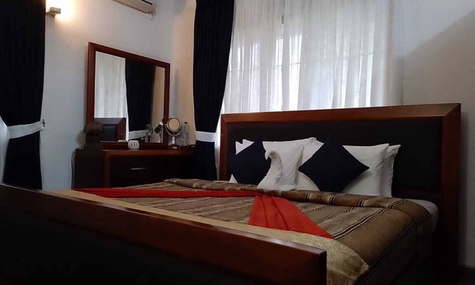 Mount Lavinia Villa | Luxury Villa In The Prestigious Lotus Grove, Dehiwala