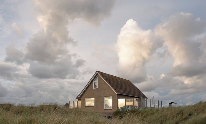 Midsland Villa | Luxury vacation home Terschelling in nature walking distance from the North Sea