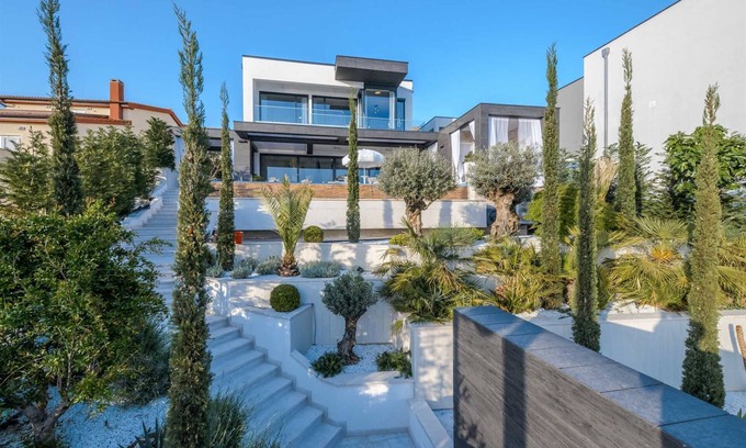 Crikvenica Villa | Luxury Villa Brilliance with Pool