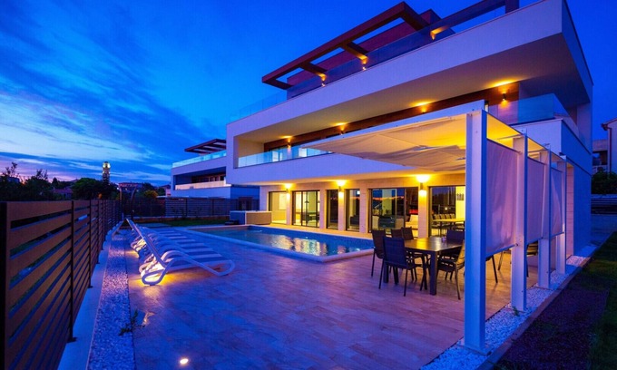 Premantura Villa | Luxury Villa Eligo near Medulin with private pool and sea view