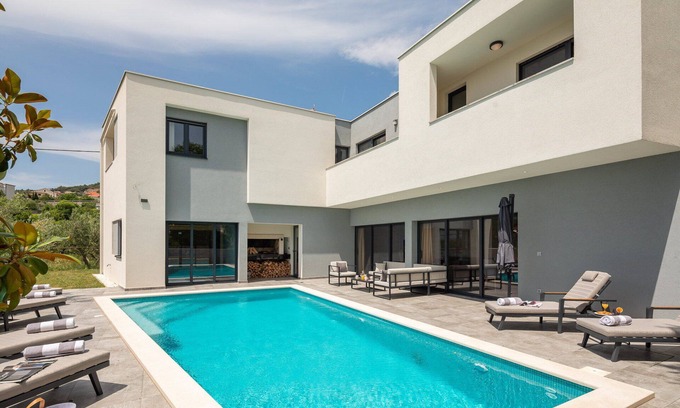 Klis Villa | Luxury Villa IN with Pool