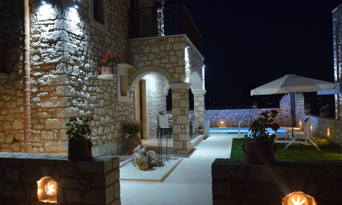 Roumeli Villa | Luxury Villa Marvi in a Charming Cretan Village