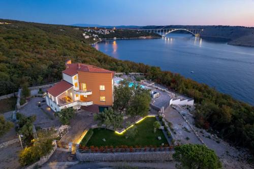 Kraljevica Villa | Luxury Villa Oštro with pool & Krk bridge view