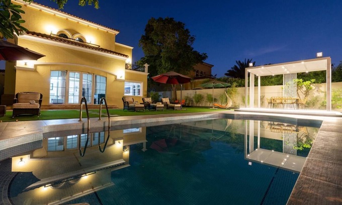 Jumeirah Apartment | Luxury Villa – Private Pool & Maid Included