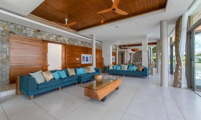 Talat Nuea Villa | Luxury Villa Skyfall Phuket Ocean Viewnn