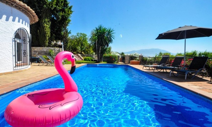Salobrena Villa | Luxury villa stunning views, private heatable pool