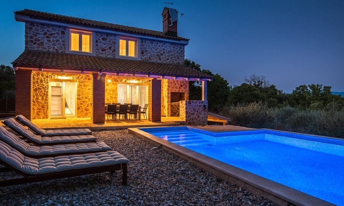 Risika House | Luxury villa with a swimming pool Risika, Krk (K-17410)