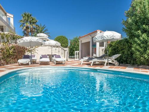 Les Issambres Villa | Luxury Villa with Jacuzzi in Les Issambres