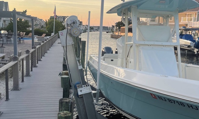 Mantoloking House | Luxury Waterfront 6 Bed 4 bath w Heated Pool, SUMMER SALE! BOOK SUMMER 2025 NOW!