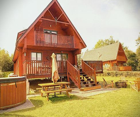 Belturbet Other | Luxury Waterfront Retreat I Deluxe Lodge I Private Hot Tub & Sauna