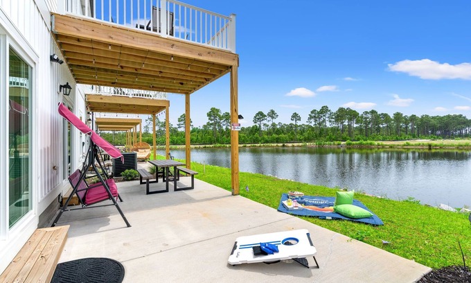 Longs House | Luxury waterfront retreat-Near golf Beach Barefoot