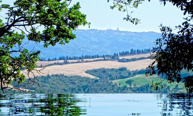 Gambassi Terme Apartment | Luxury with Stunning Views in Rebuilt Ancient Hamlet Near San Gimignano