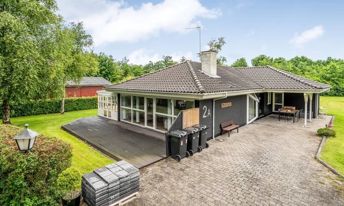 Amtoft House | "Lyra" - 500m to the fjord by Interhome
