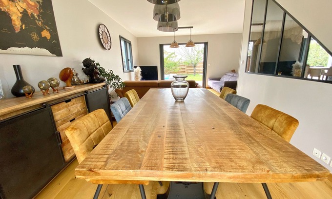 Merignac House | Mérignac Centre, Maison de 150m², 5 Chambres, Piscine