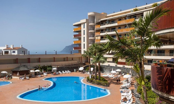 Puerto de Santiago Apartment | M&R Apartamento - Swimming Pool - Garage - AC