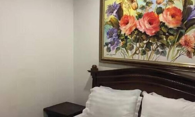 Cipanas Villa | (M3-23) Three bedrooms garden view