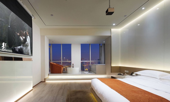 Yuzhong Hotel | m58 Sky Sunset Hotel