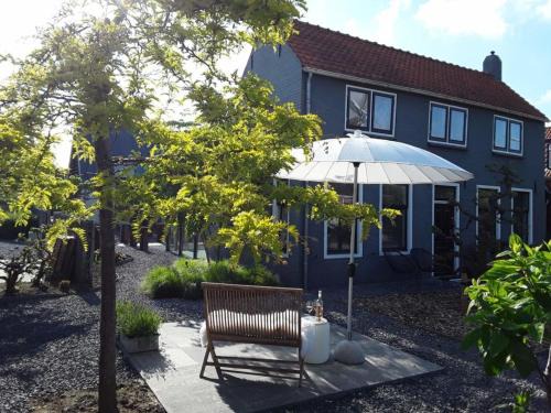 Kortgene Villa | Maan
