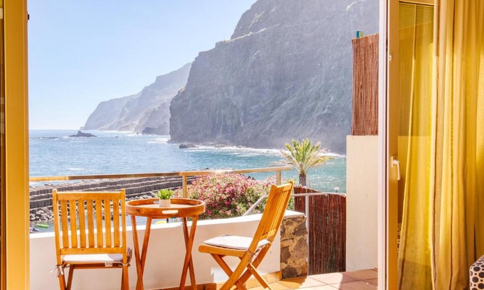 Ponta Delgada House | Madeira Offline - Ponta Delgada