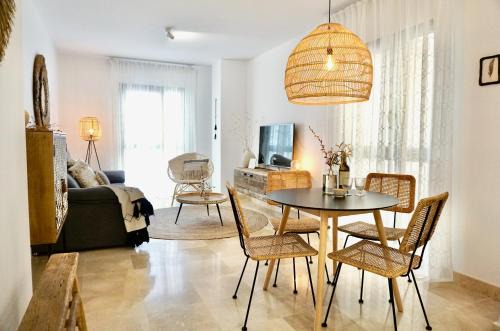 Perchel Sur Apartment | MADMAR Maria Zambrano