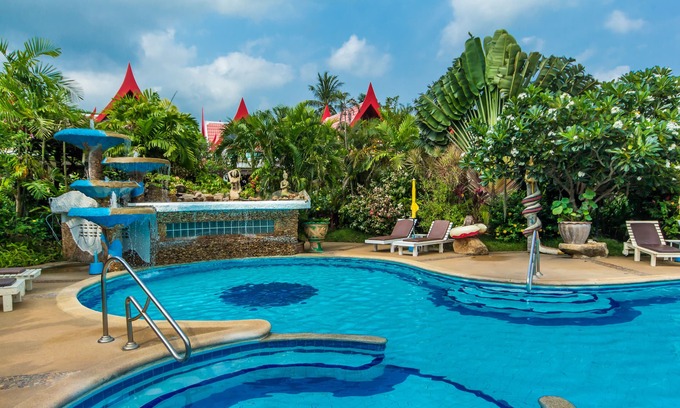 Mae Nam Apartment | Magical, 2 Bedroom Apartment in Beachside Complex