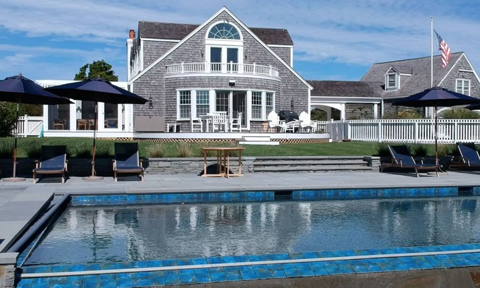 Nantucket House | Magical Escape w/ Spectacular Pool. Sleeps 10