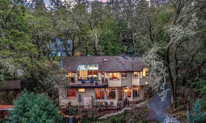 Forestville House | Magical Forest Retreat - Hot Tub, Dog-Friendly, Putting Green