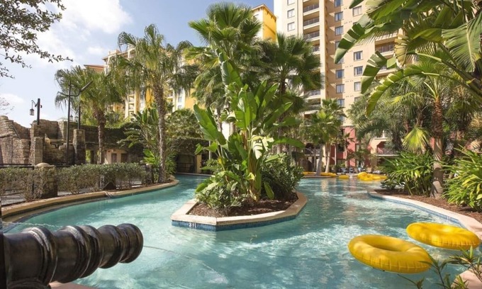 Lake Buena Vista Resort | Magical Vacation at Whydham Bonnet Creek Resort in a 1 Bedroom