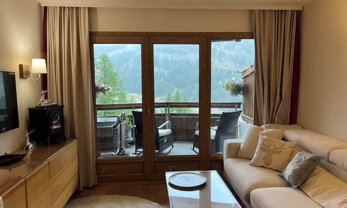 Isola Apartment | Magnificent 2-room apartment for 5 people with incredible view and large south-facing terrace