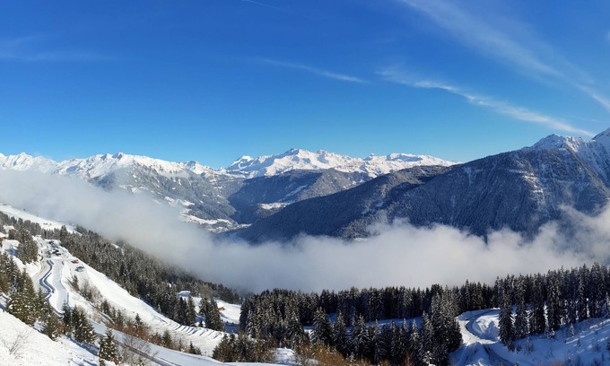 Bisanne 1500 Apartment | Magnificent 4-bedroom duplex at the foot of the slopes with magnificent view and swimming pool