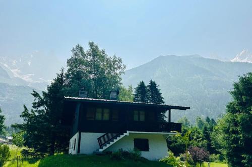 Les Praz-de-Chamonix Ski Chalet | Magnificent Chalet With View On The Mont Blanc