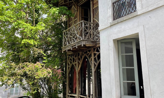 Bagneres-de-Luchon Villa | Magnificent villa in the center of Bagnères de Luchon - Spa treatments, skiing.